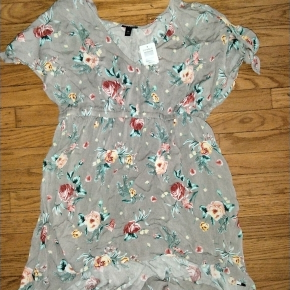 Gauze babydoll top Torrid floral tunic high low size 00 or size 10 women NEW - Picture 6 of 6